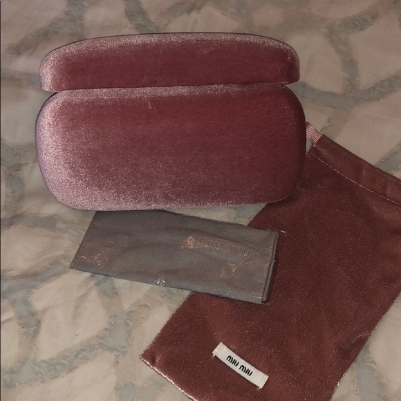 Authentic Pink velvet Miu miu sunglasses case - Picture 3 of 3